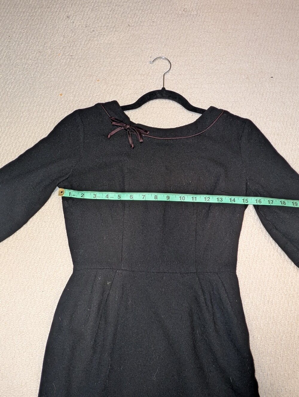Vintage 1940s 1950s Black Wiggle Dress with Back Buttons - Picture 6 of 9